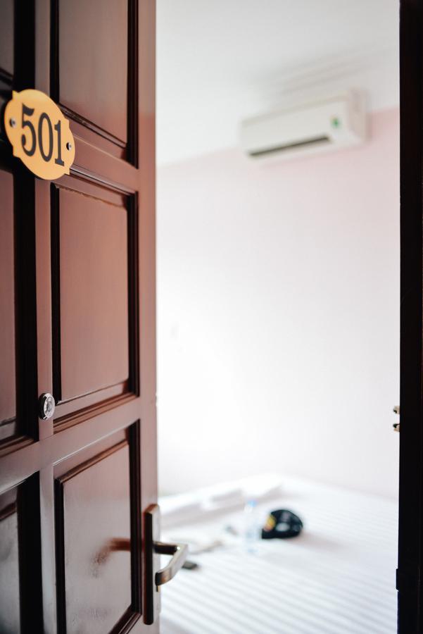 Ha Nhi Hotel 宁平 外观 照片